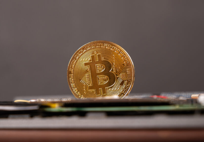 Russian PM Considers Digital Assets ‘Safe Alternative’ For Foreign Trade
