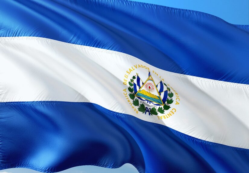 Recent Poll Indicates El Salvadorans Not Sold On Bitcoin